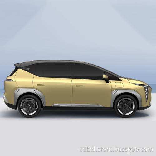 Left Hand Drive China EV Manufacturer AION Y 5 Seats SUV Electro Car Pure Electric New Energy Cars on sale